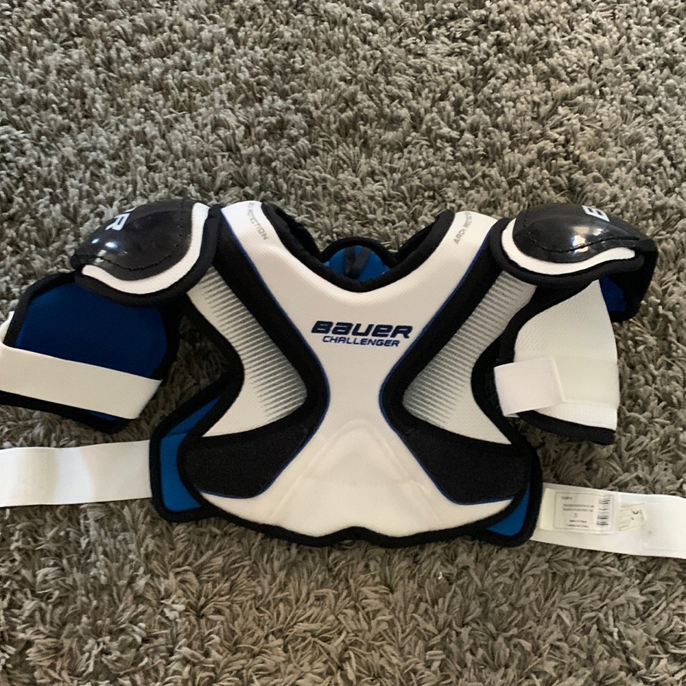 Bauer Challenger Shoulder Pad Jr.